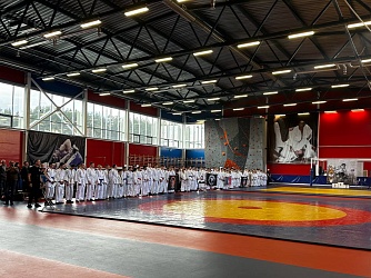 20 апреля в Твери на базе Тверского Суворовского военного училища прошел ежегодный турнир по рукопашному бою (ZOV).